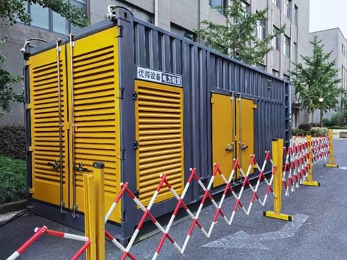 凤泉温度对电压测量结果的影响是否存在理论计算公式?